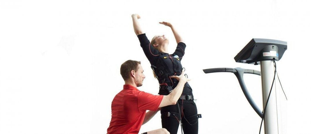 Lage rugpijn? Zo kom je ervan af met EMS training